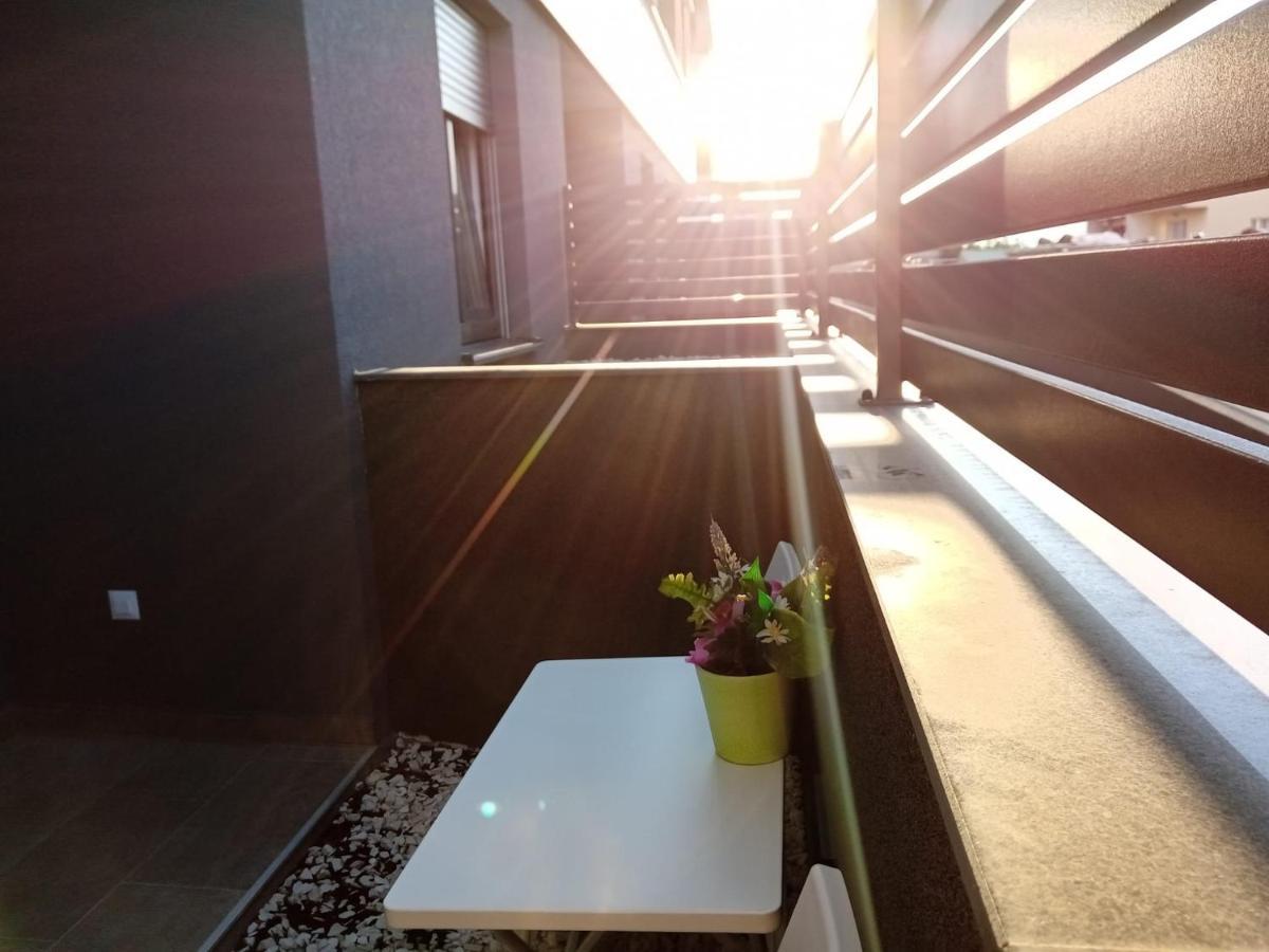 Apartment Paola With Free Private Parking Place Split Bagian luar foto