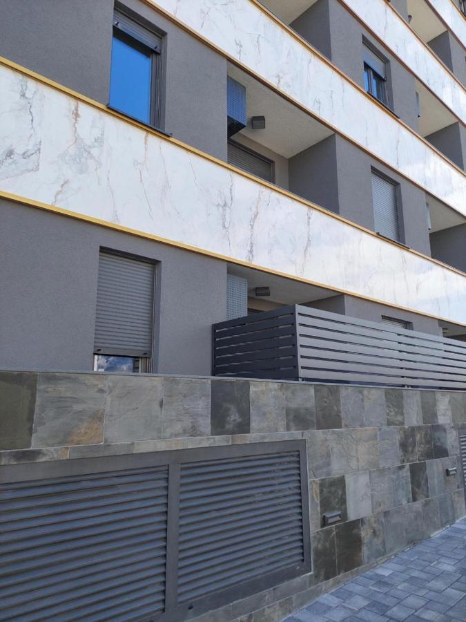 Apartment Paola With Free Private Parking Place Split Bagian luar foto