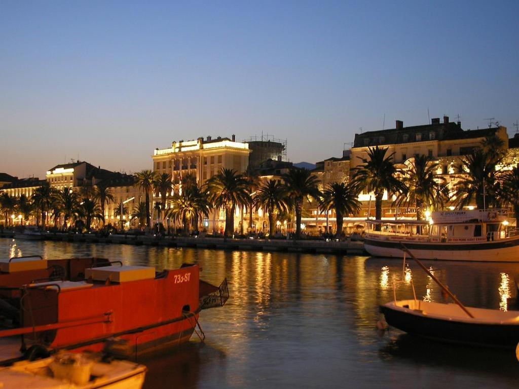 Apartment Paola With Free Private Parking Place Split Bagian luar foto