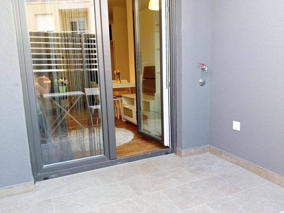 Apartment Paola With Free Private Parking Place Split Bagian luar foto