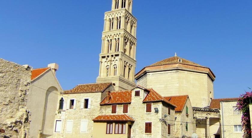 Apartment Paola With Free Private Parking Place Split Bagian luar foto