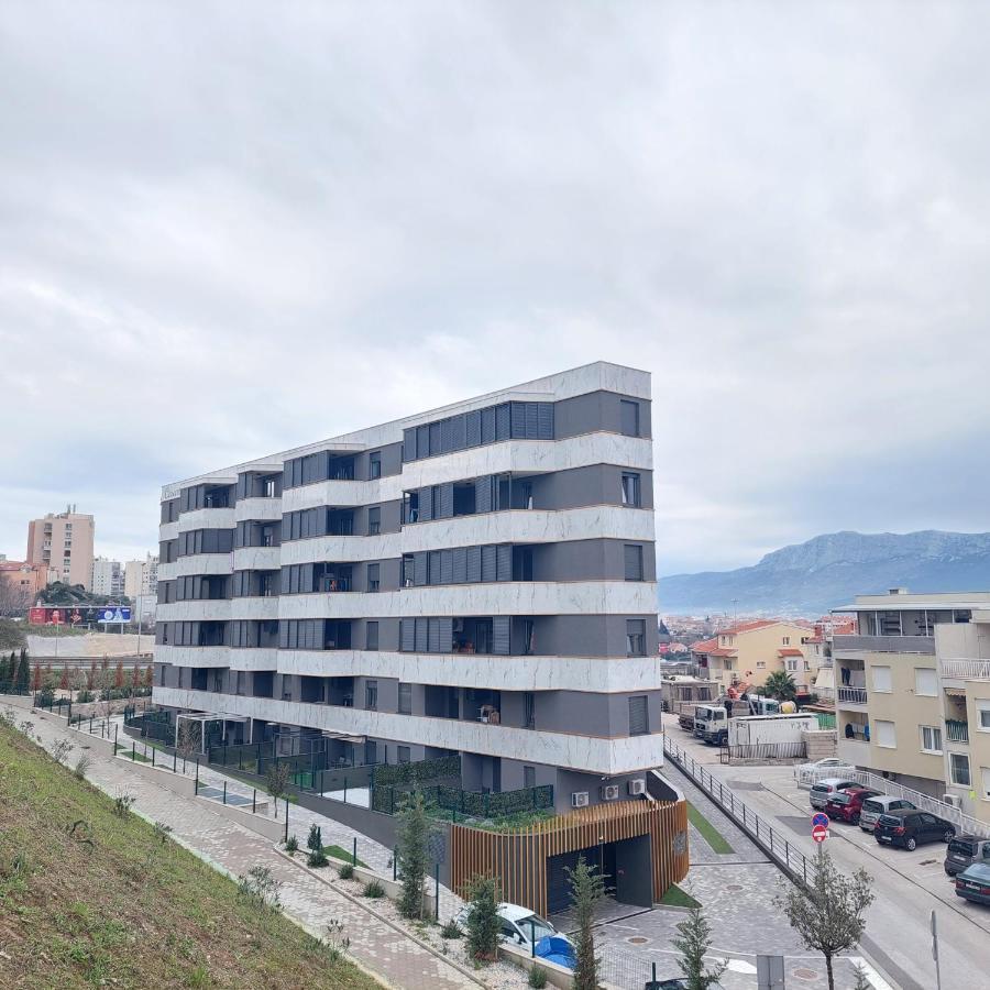 Apartment Paola With Free Private Parking Place Split Bagian luar foto